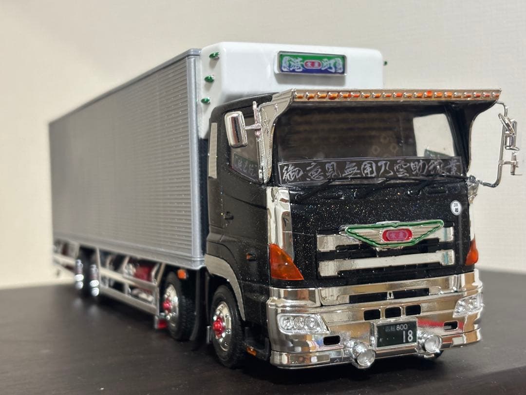 1/32 アオシマデコトラ　ヘビーフレイト　日野プロフィア　完成品