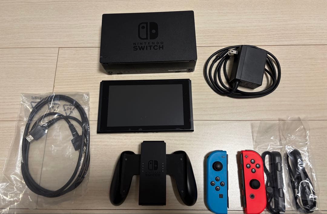 Nintendo Switch 本体 ネオンブルー/レッド　箱あり