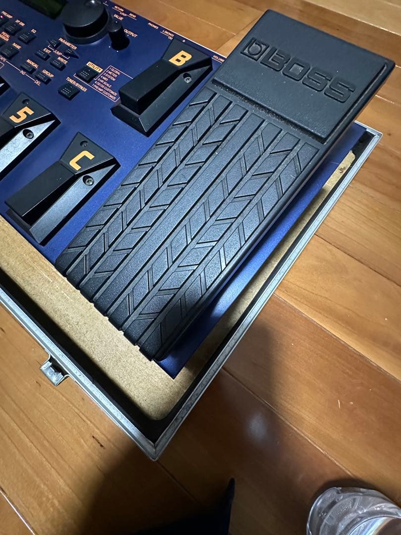 BOSS GT-5 ギターエフェクトプロセッサー