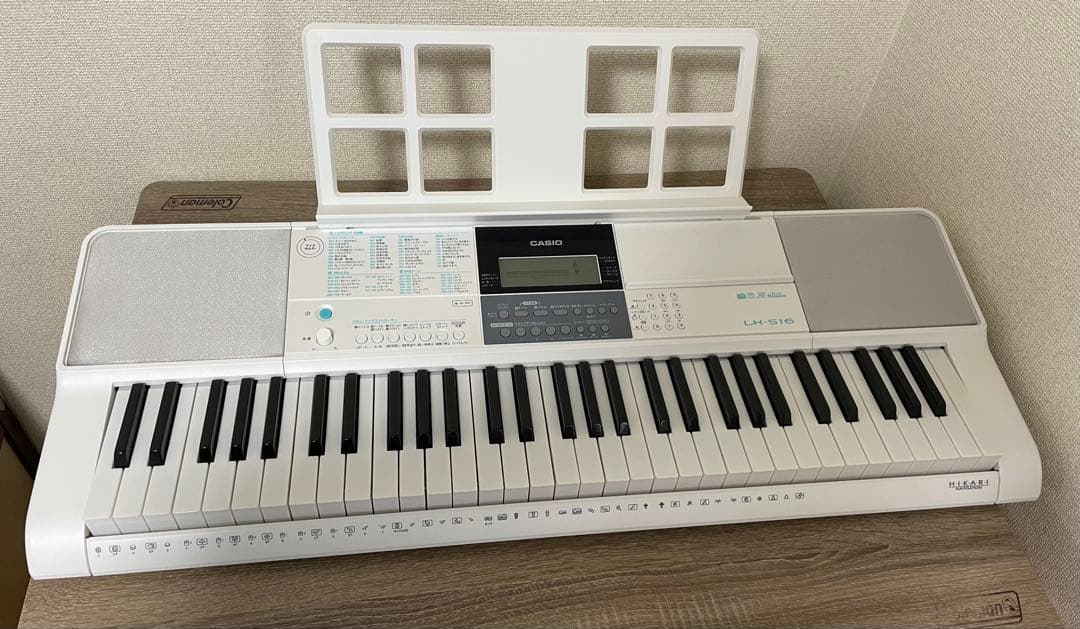 Jen【手渡しは8500円】CASIO LK-516ホワイト 61鍵盤