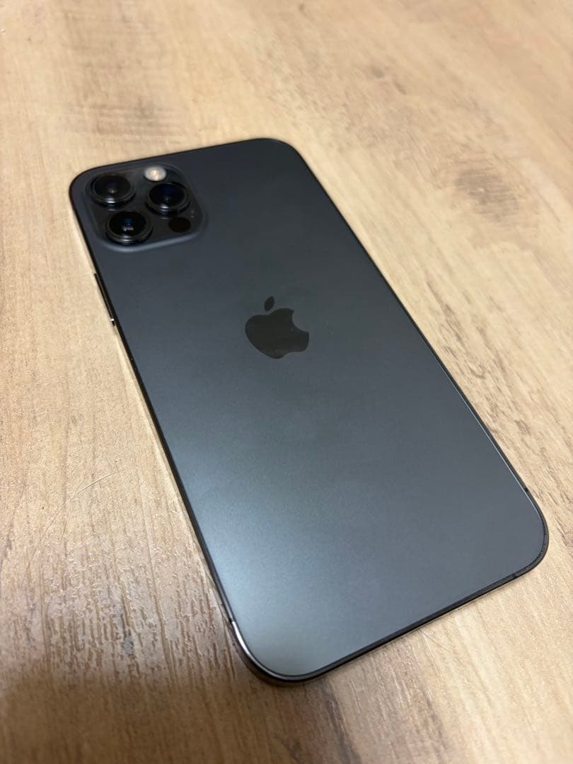 Apple iPhone 12 Pro グラファイト　本体