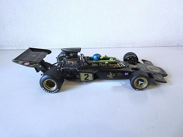 特価 exoto (1/18) ロータス 72D R.ピーターソン