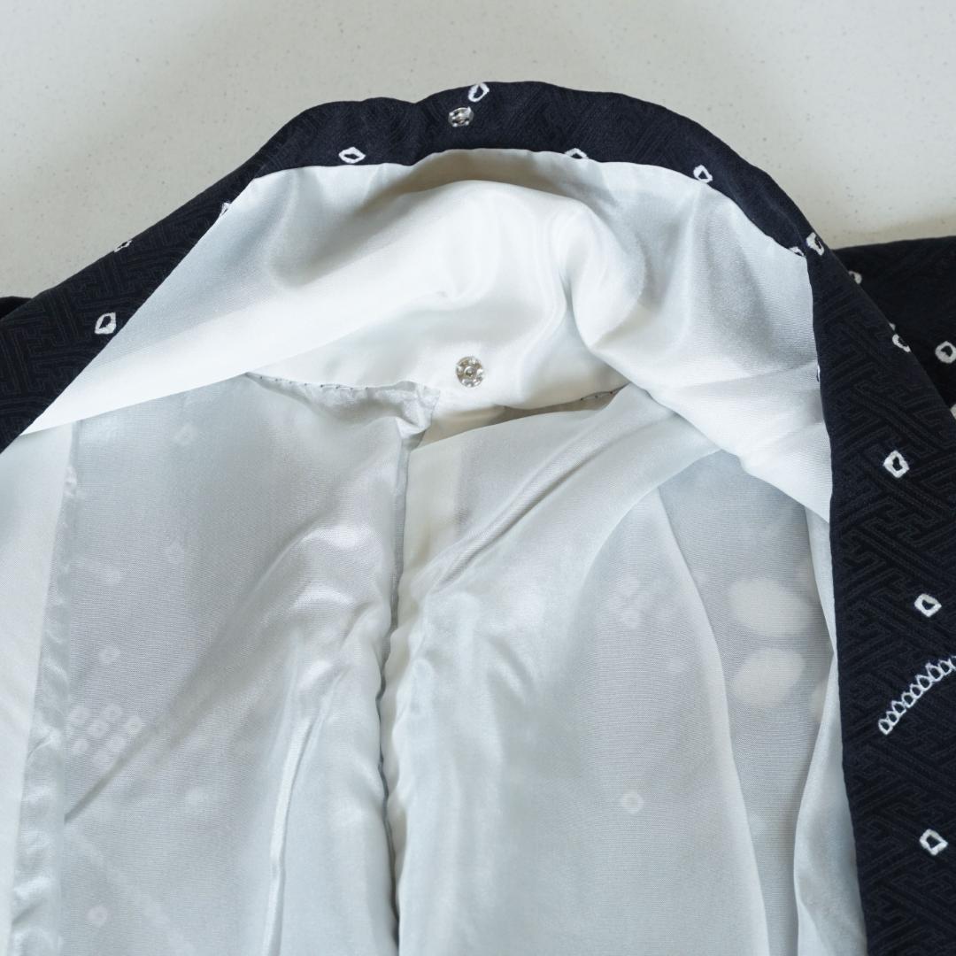 未使用　モノトーンの絞り染め訪問着　正絹