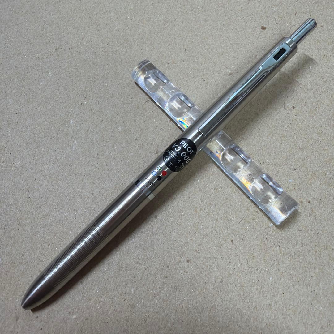 新品 廃盤 PILOT パイロット 細字4色 ボールペン 多色ペン 振り子式