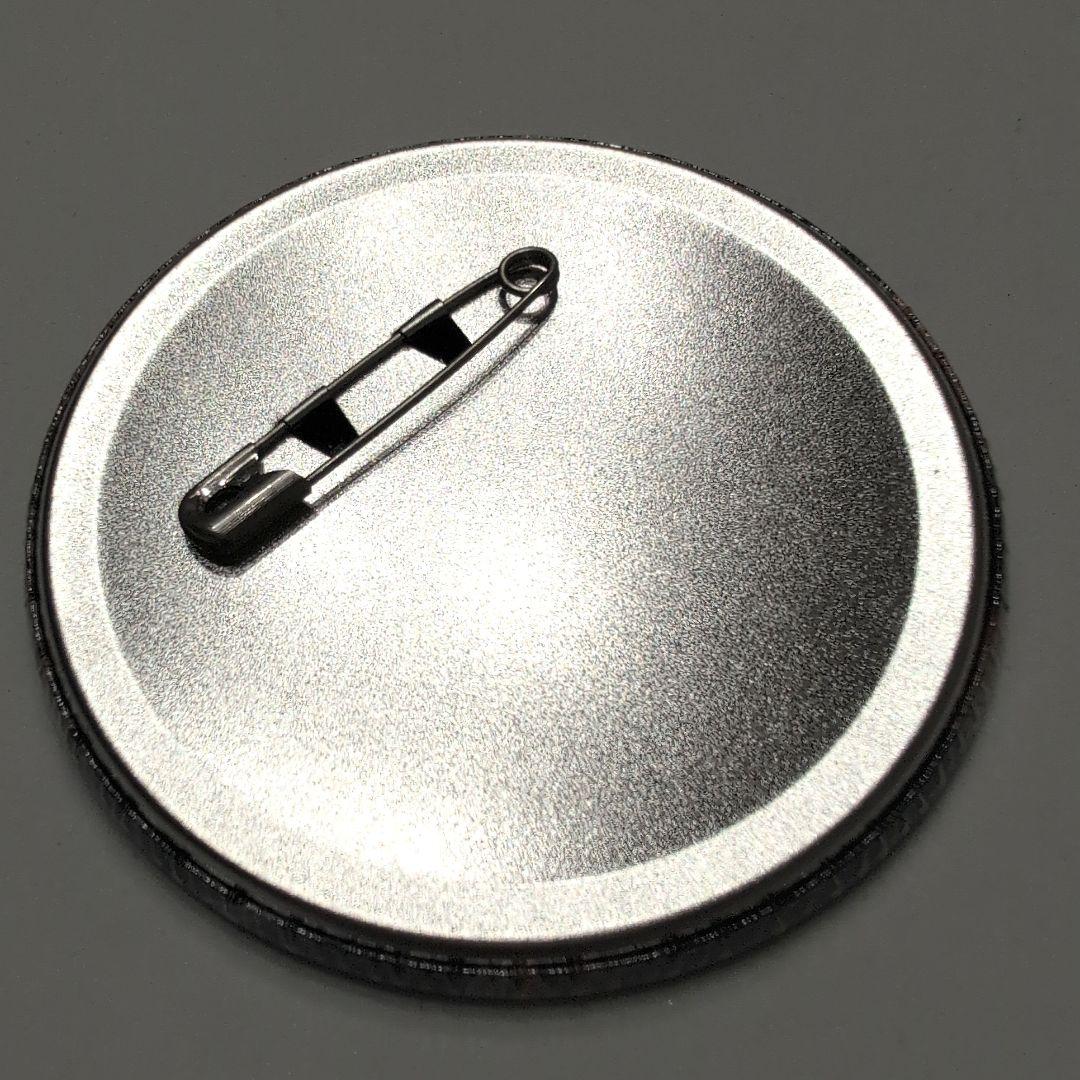 ワンピース 輩 缶バッジ プレミアム トラファルガー ロー セブンイレブン