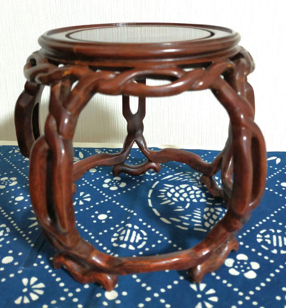 特価セール✨中国伝統工芸美術　唐木　透彫捻リ図　五足丸卓　丸中卓花台