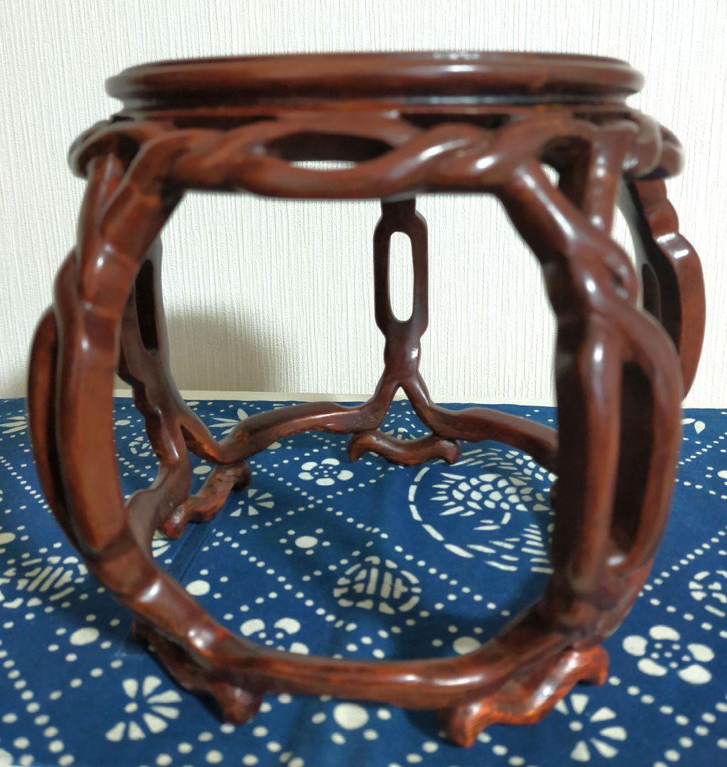 特価セール✨中国伝統工芸美術　唐木　透彫捻リ図　五足丸卓　丸中卓花台