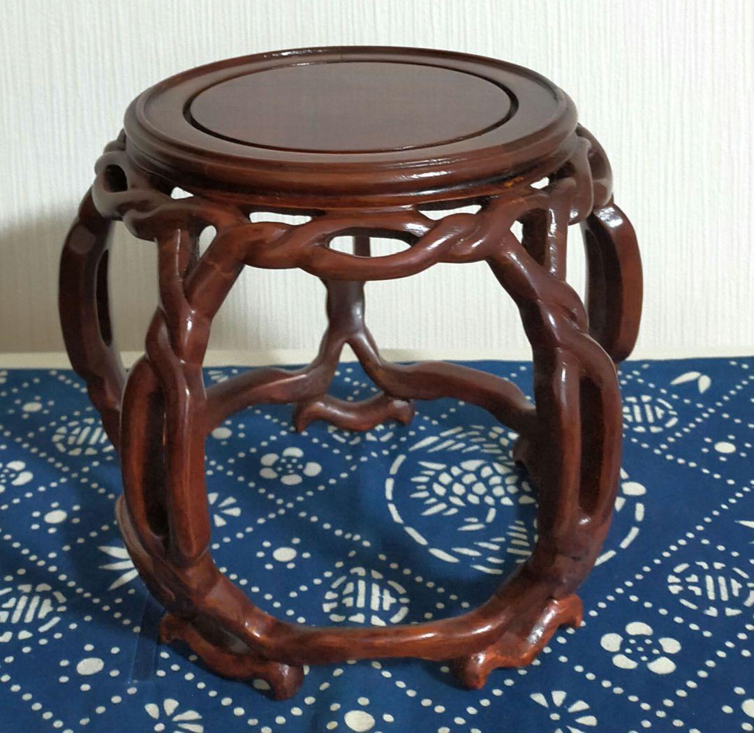 特価セール✨中国伝統工芸美術　唐木　透彫捻リ図　五足丸卓　丸中卓花台