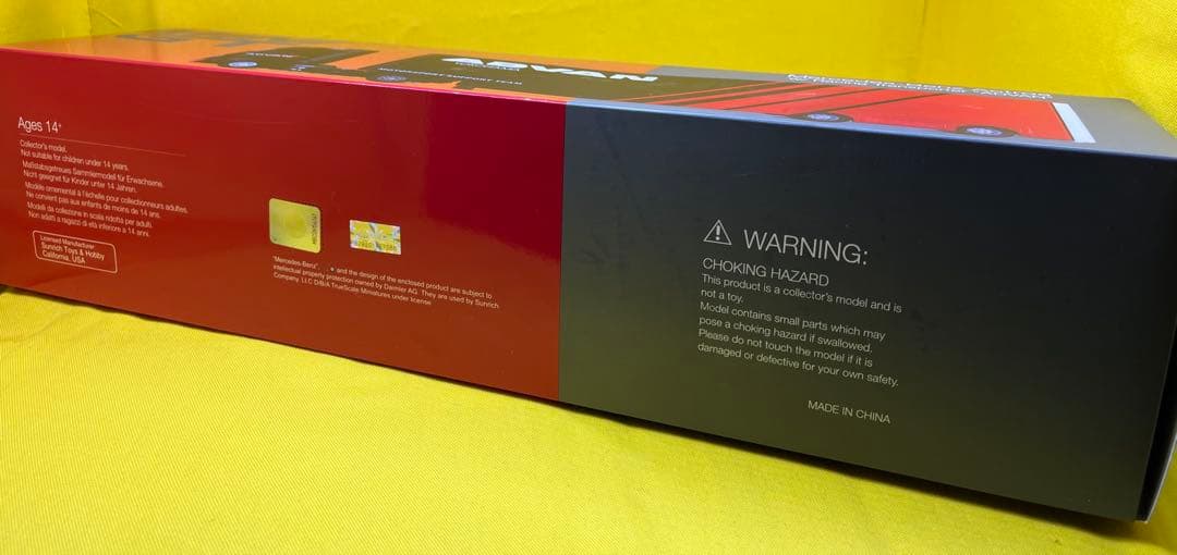 MINIGT 1/64 メルセデス アクターズ レーシングトランスポーター