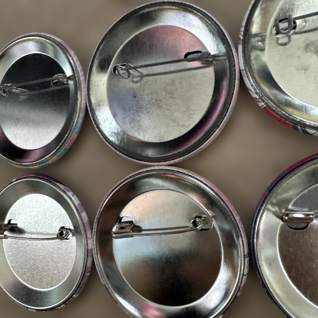 マジカルミライ 缶バッジ ワッペンバッジ 巡音ルカ