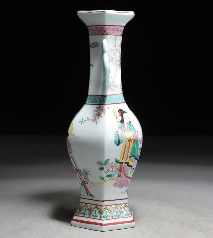 中国美術 景德鎮 花瓶 花器 花入 大清乾隆年製 六角 双耳 合箱 骨董品