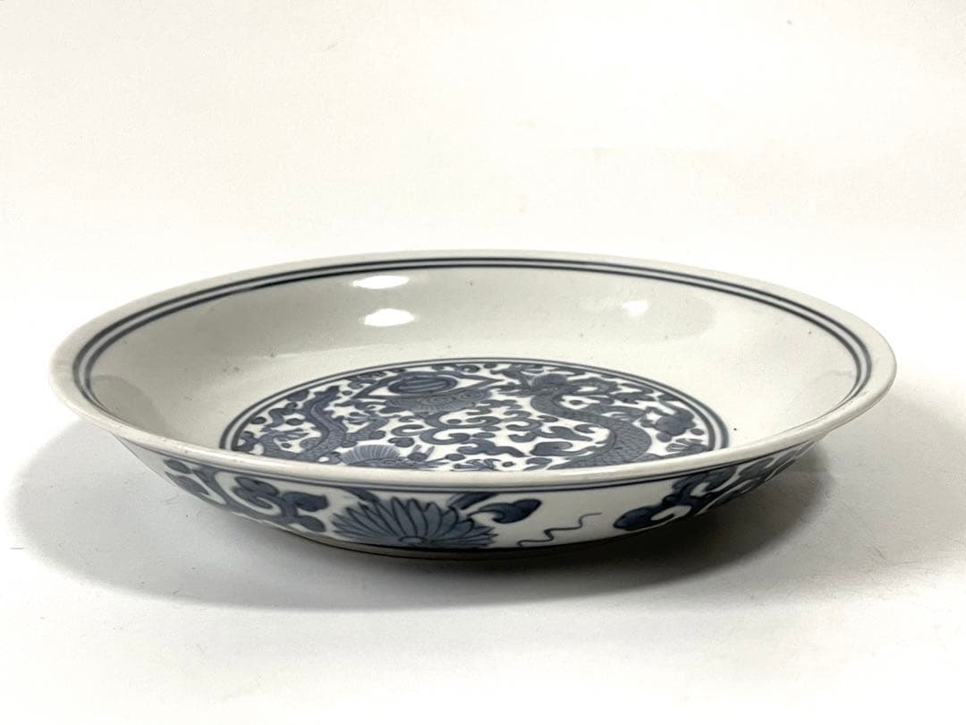 古伊万里　染付　双龍図　竜図　花唐草　皿　古染付　青花　アンティーク　骨董　辰年
