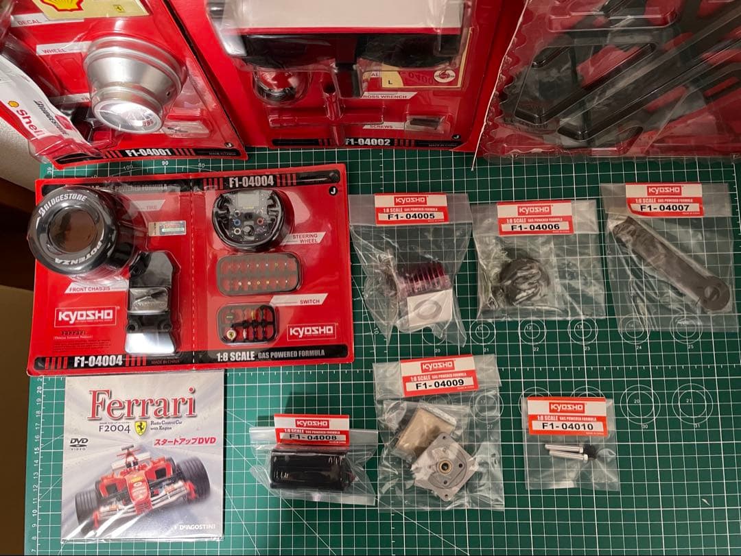 1〜78迄　Kyosho Ferrari F2004 デアゴスティーニ　説明必読