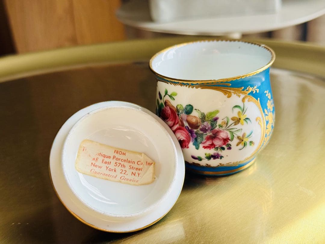 セーブル Sevres初期 「ブルーセレステ地金彩花絵ポット」マイセン