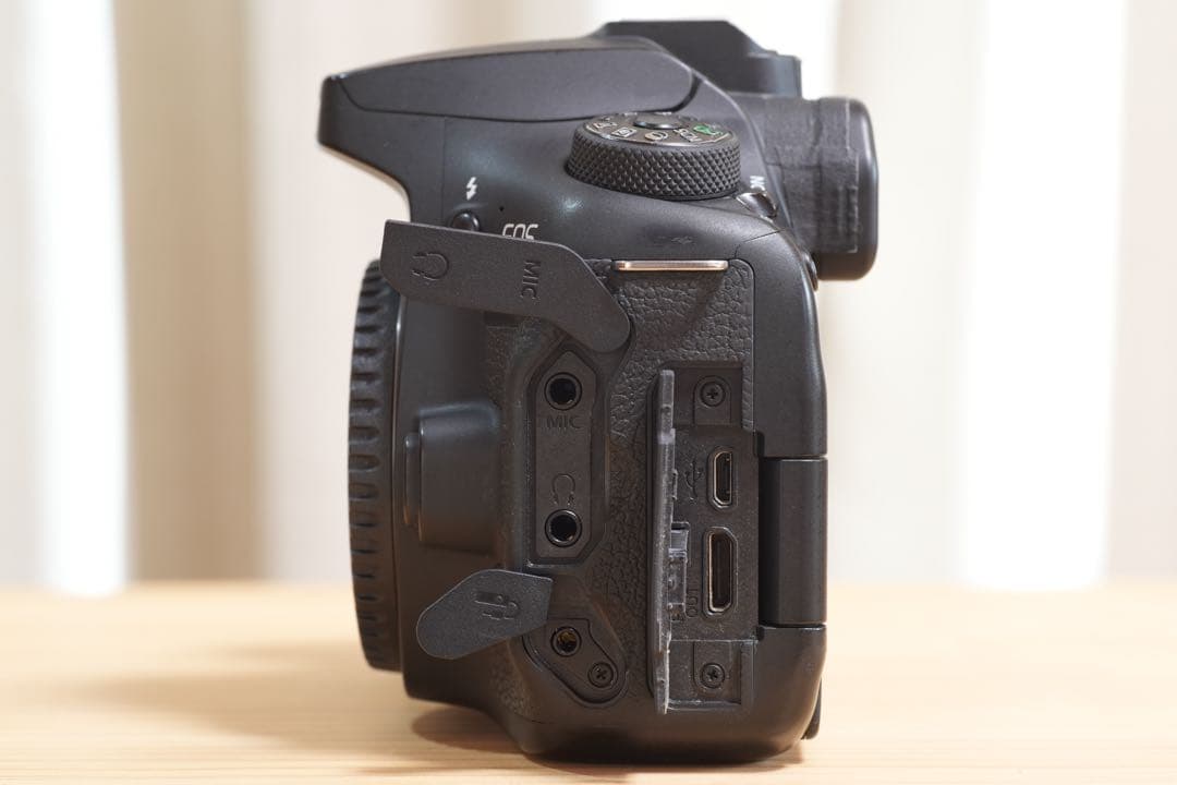 Canon EOS 90D デジタル一眼レフカメラ