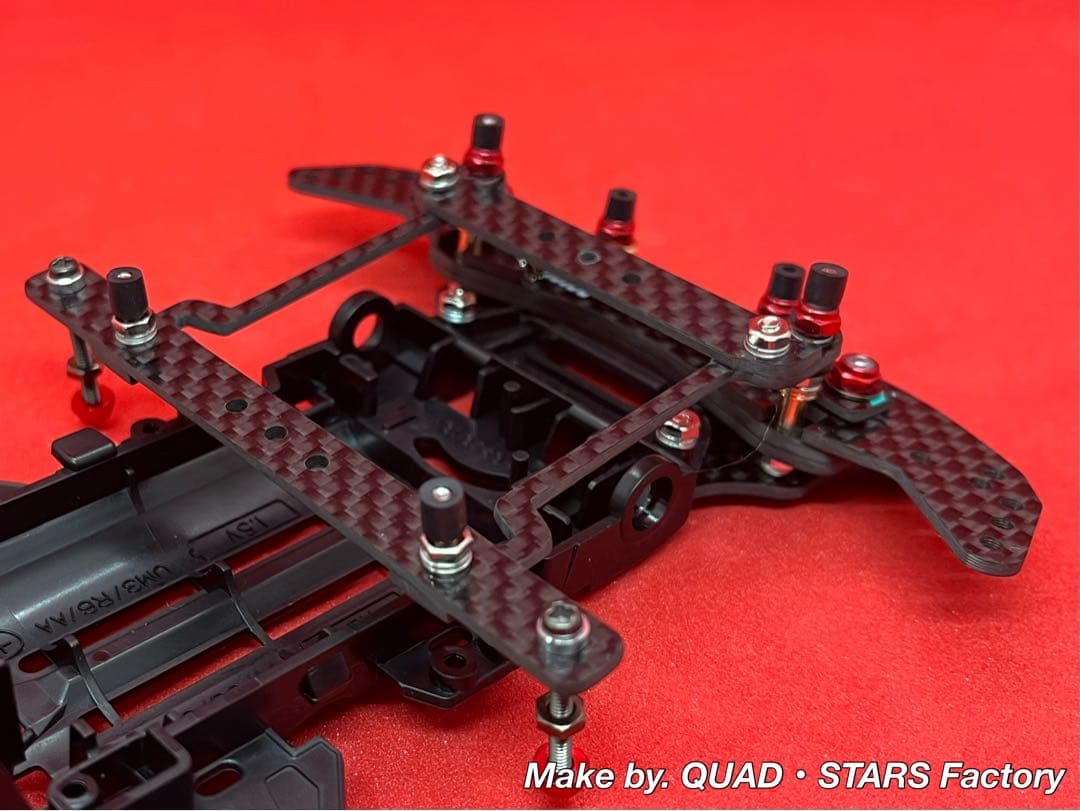 【ミニ四駆・VZ用】2軸ATピボットバンパー＋フロント提灯　2022／カーボン