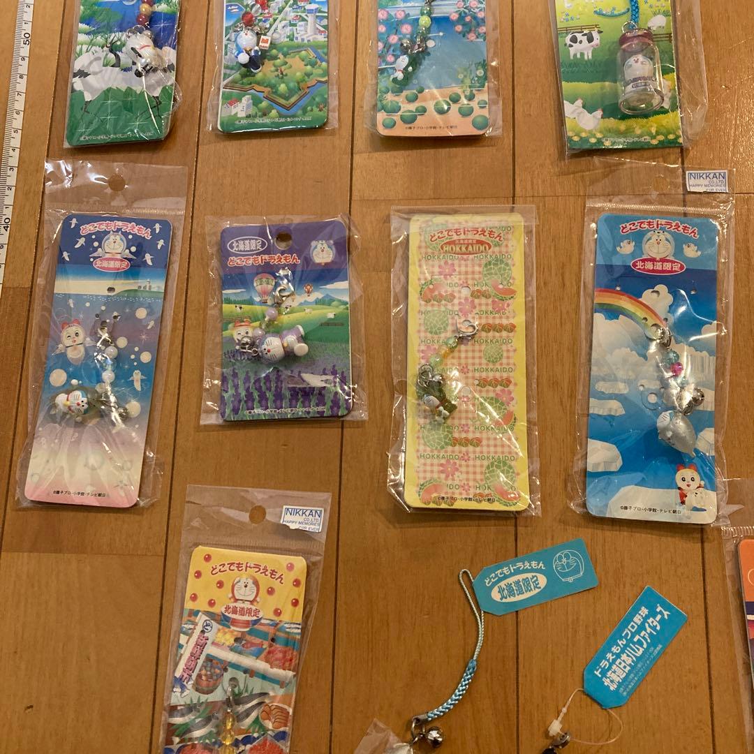 どこでもドラえもん ご当地　根付け　キーホルダー　チャーム　34個セット