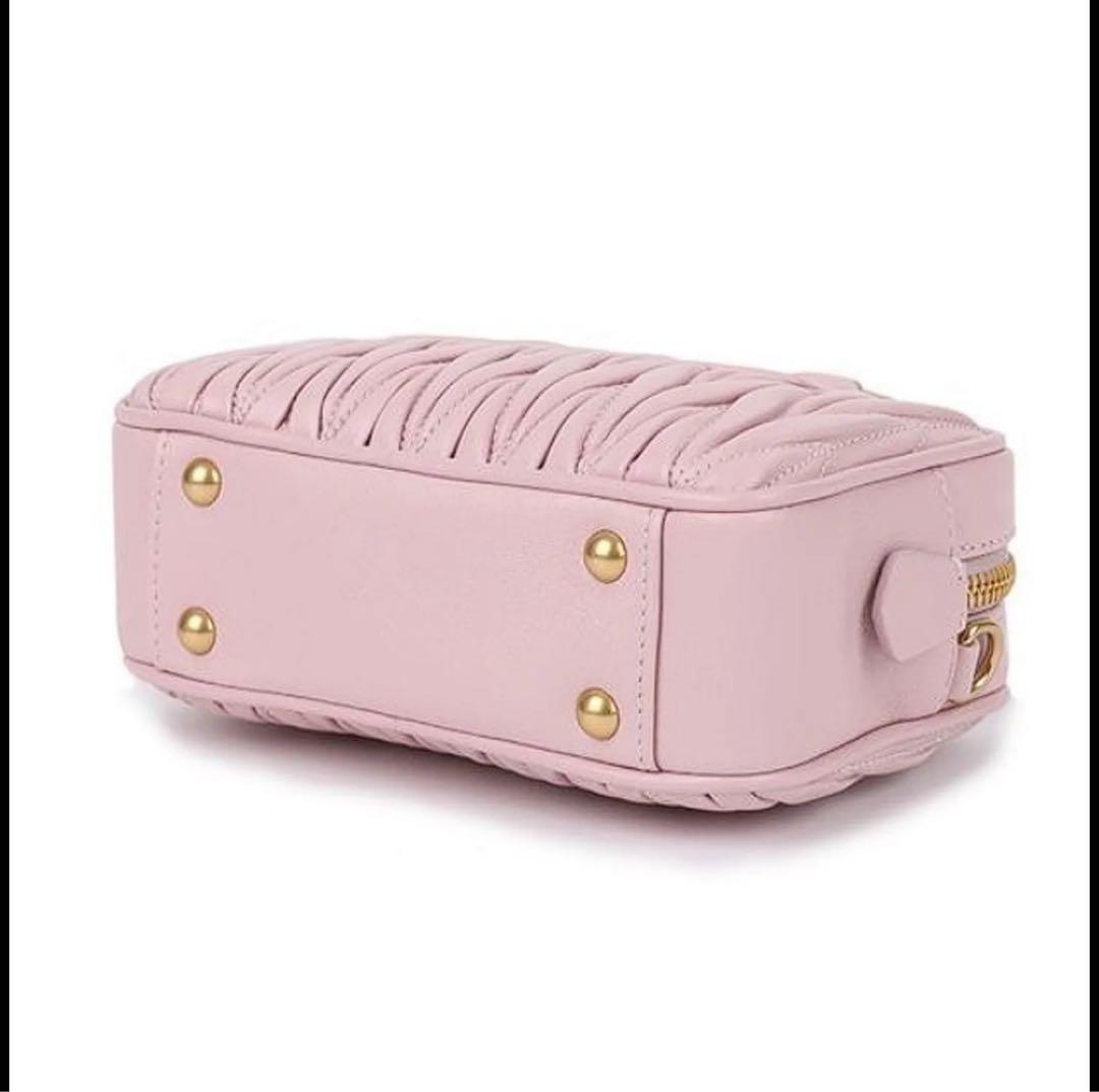 miumiu ショルダーバッグ ピンク