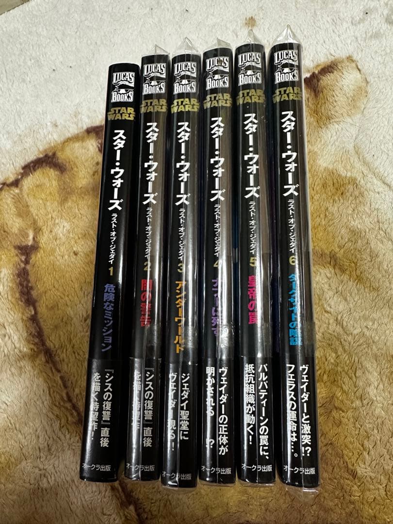 スターウォーズ　レジェンズ小説135冊　アメコミ1冊