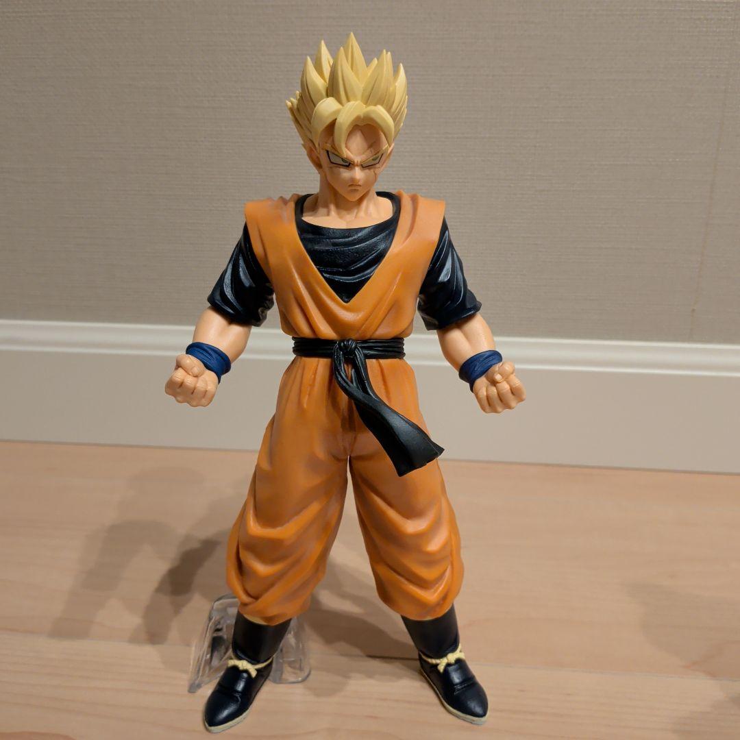 ドラゴンボール　一番くじ　未来への決闘　フィギュア