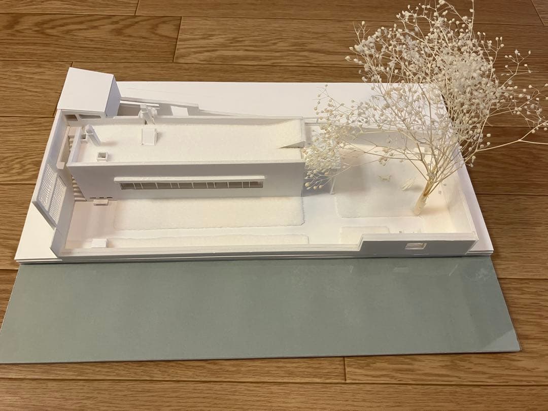 模型　ル・コルビュジエ　母の家　小さな家　1/100