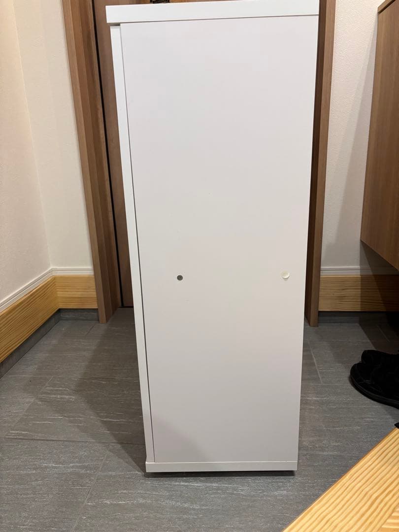 ホワイト靴箱 ミラー付き 二重扉