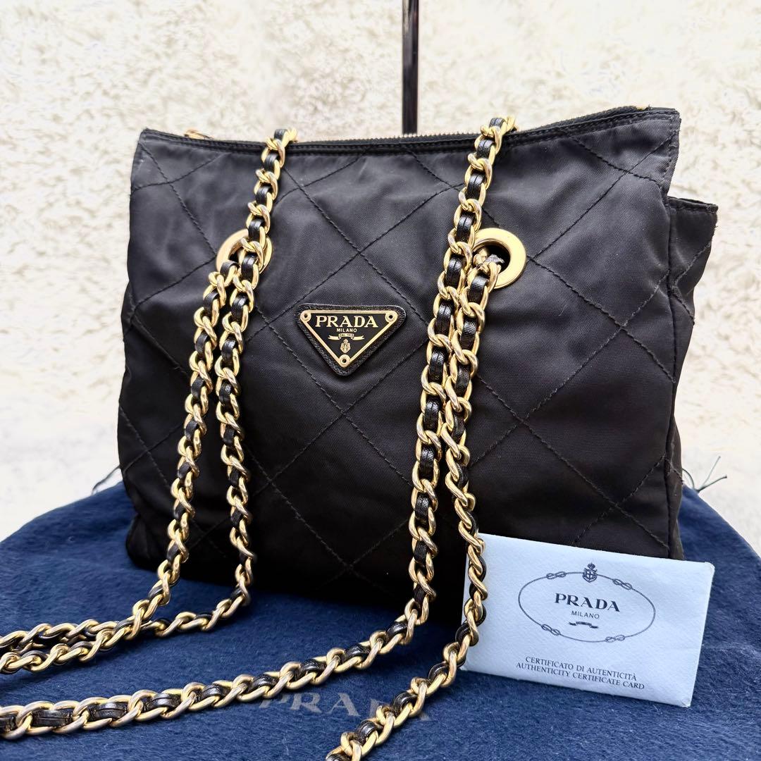 PRADAプラダ チェーンショルダーバッグ キルティング 三角ロゴ ナイロン 黒