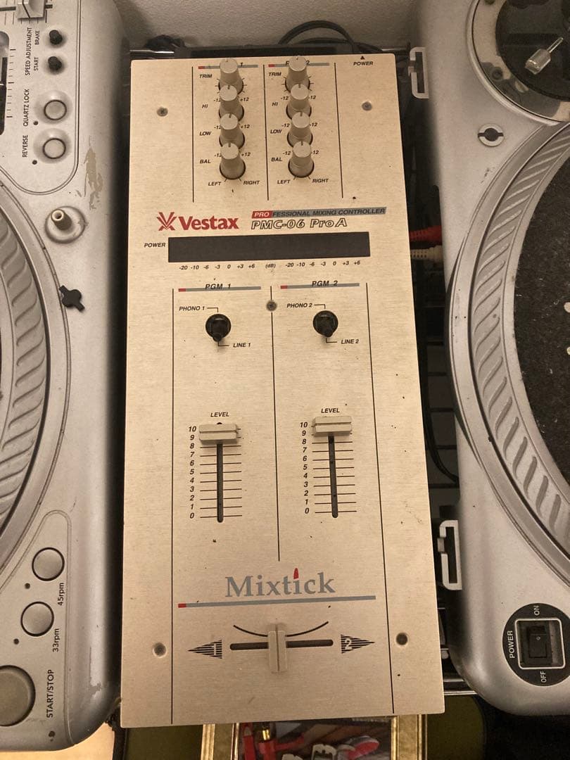 Vestax ターンテーブル2台、ミキサーセット 音動作確認無し※ジャンク品扱い