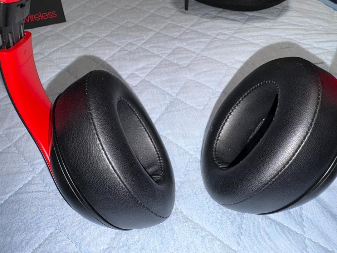 Beats Studio Wireless ブラック/レッド