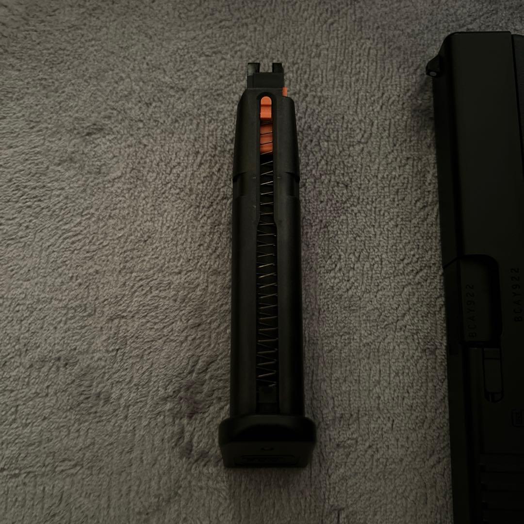 東京マルイ　glock gen4 2.0マガジン付き