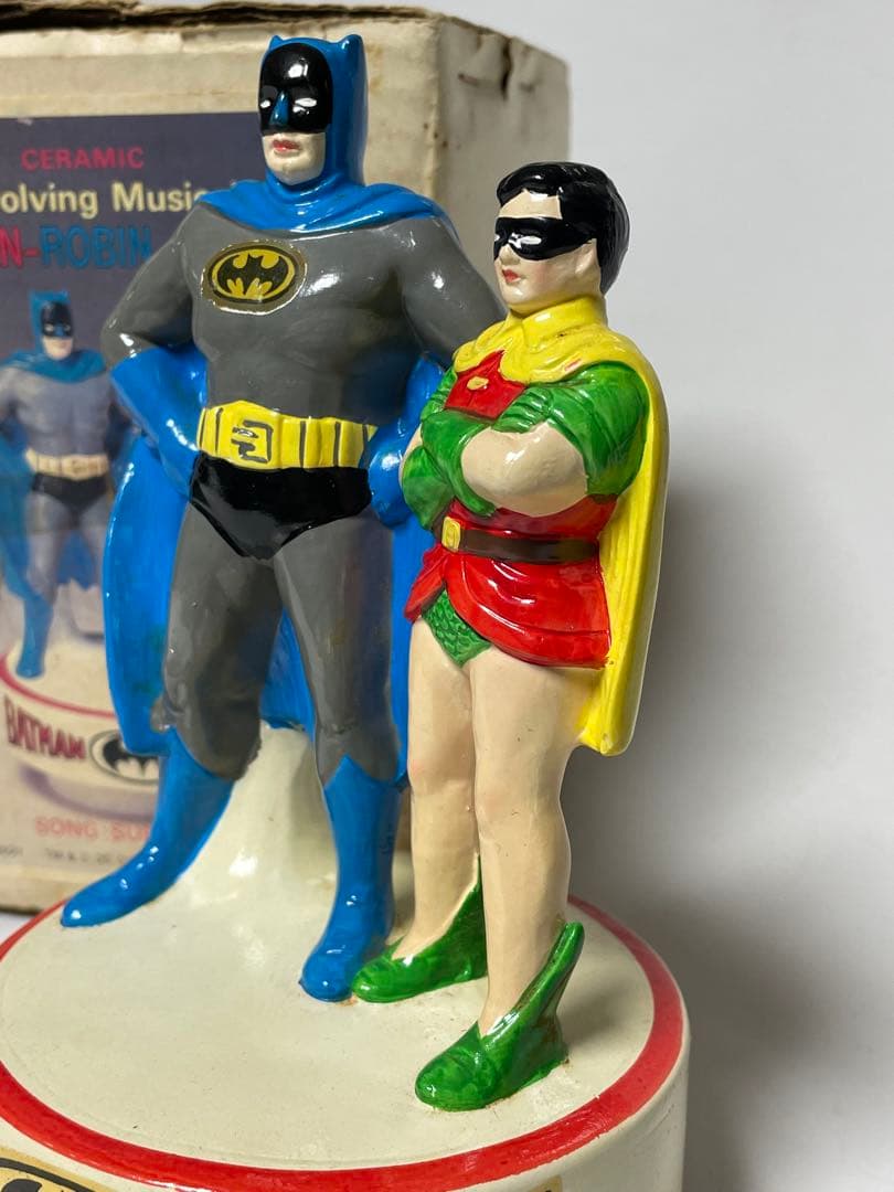 バットマンとロビン陶器製回転オルゴール箱付き　レア　レトロ　昭和　ビンテージ