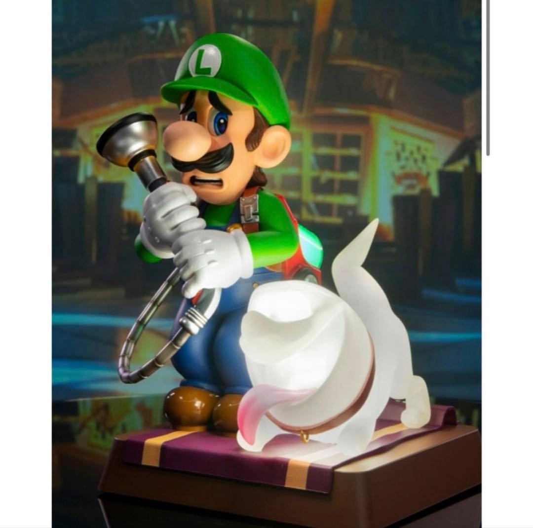 ルイージ 9インチ PVCスタチュー コレクターエディション