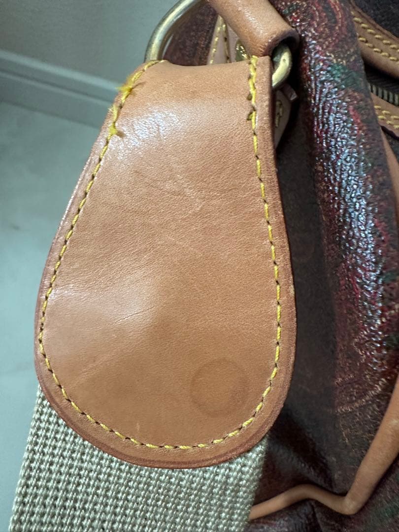 Etro 「10DANCE」内で竹内涼真が持っていた物と同じ型のボストンバッグ