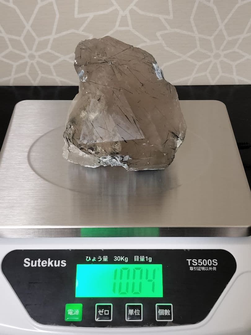 【早いもの勝ち超特価】ブルーザギマウンテンクォーツ　1kg超え