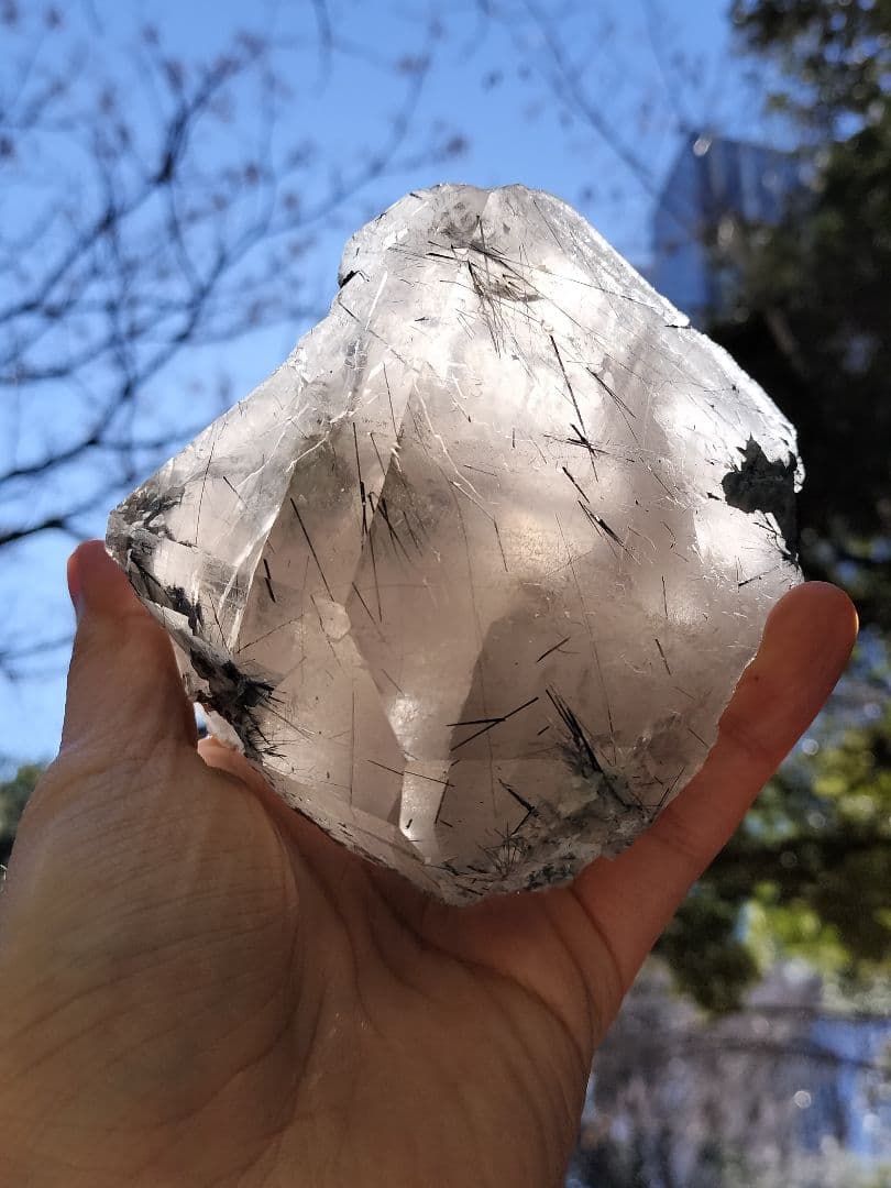 【早いもの勝ち超特価】ブルーザギマウンテンクォーツ　1kg超え