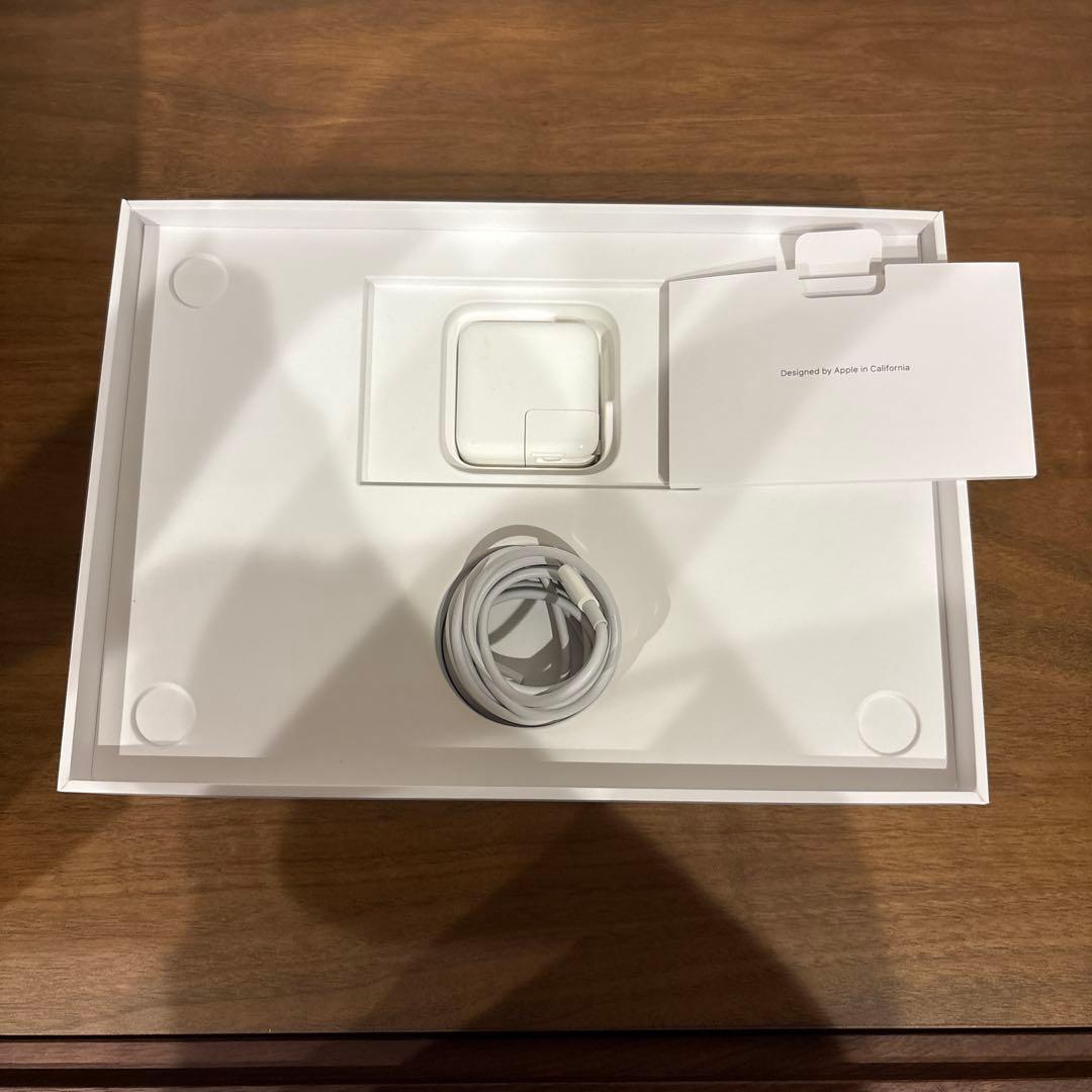 【美品】13インチMacBook Air 256GB SSD 8GB M1