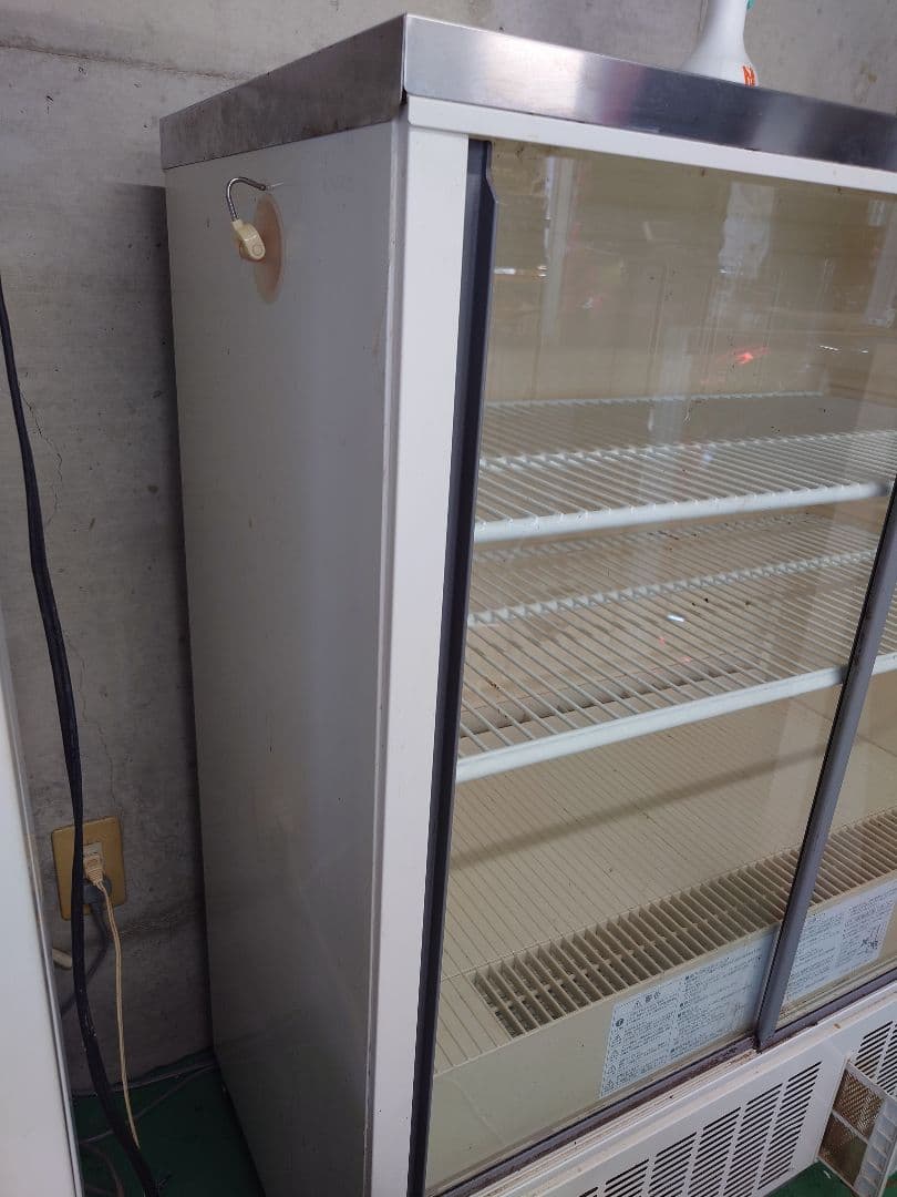 ゲ*デ様 直接引き取り限定　ホシザキ小型冷蔵ショーケース　SSB85CTL2