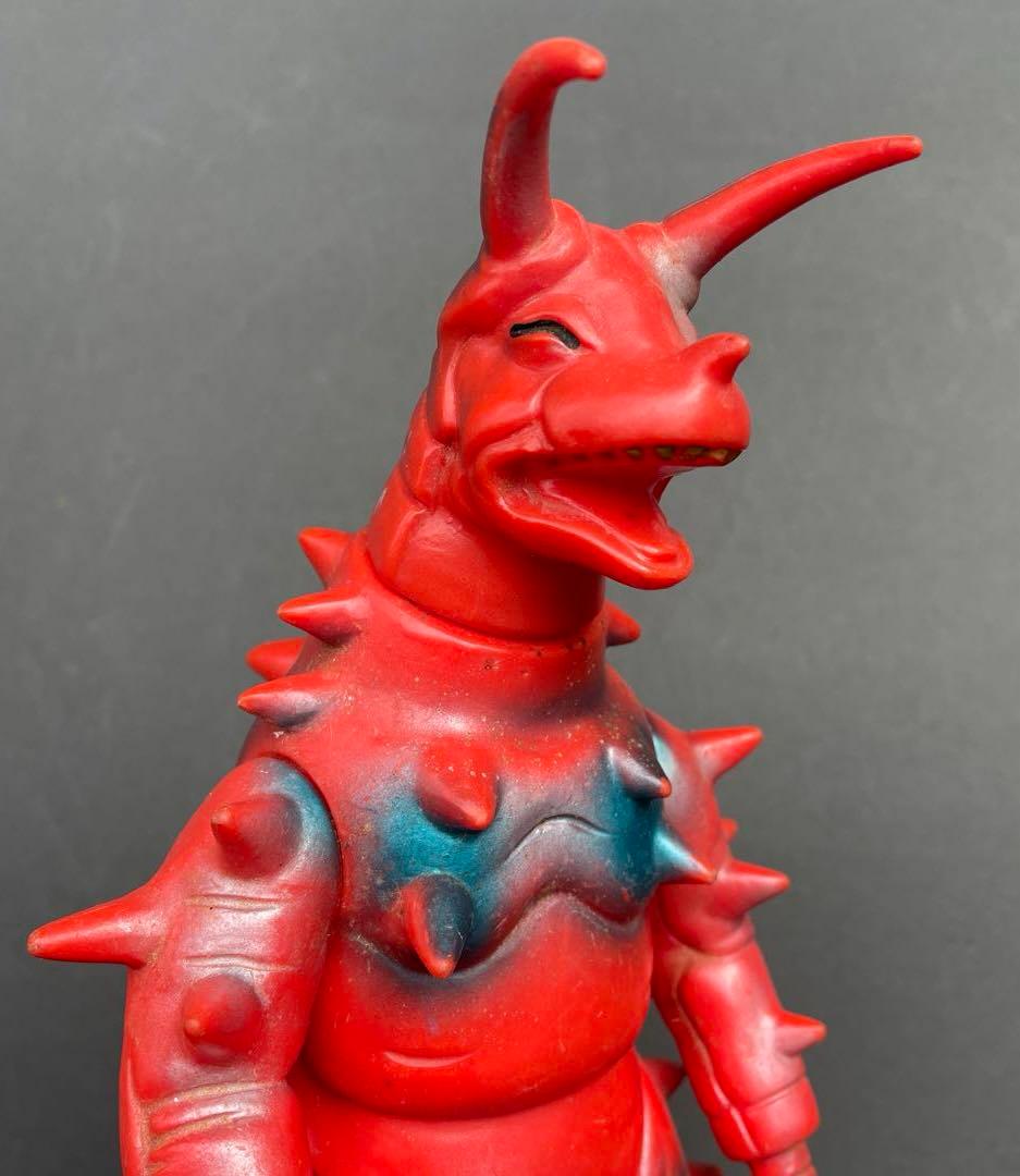 ブルマァク　 グドン　帰ってきたウルトラマン　公開当時品　 尻尾破損あり