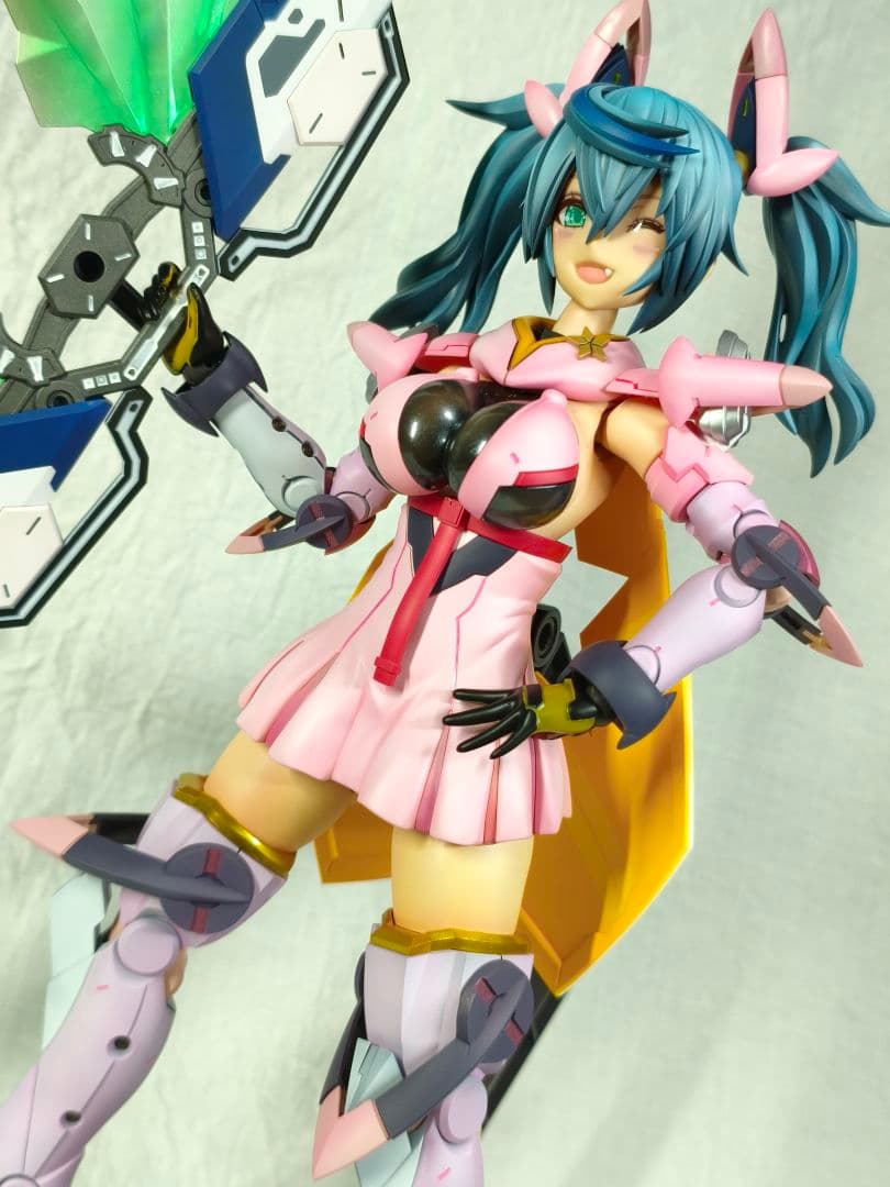 コトブキヤ　ジェネ　グランデスケール　塗装完成品