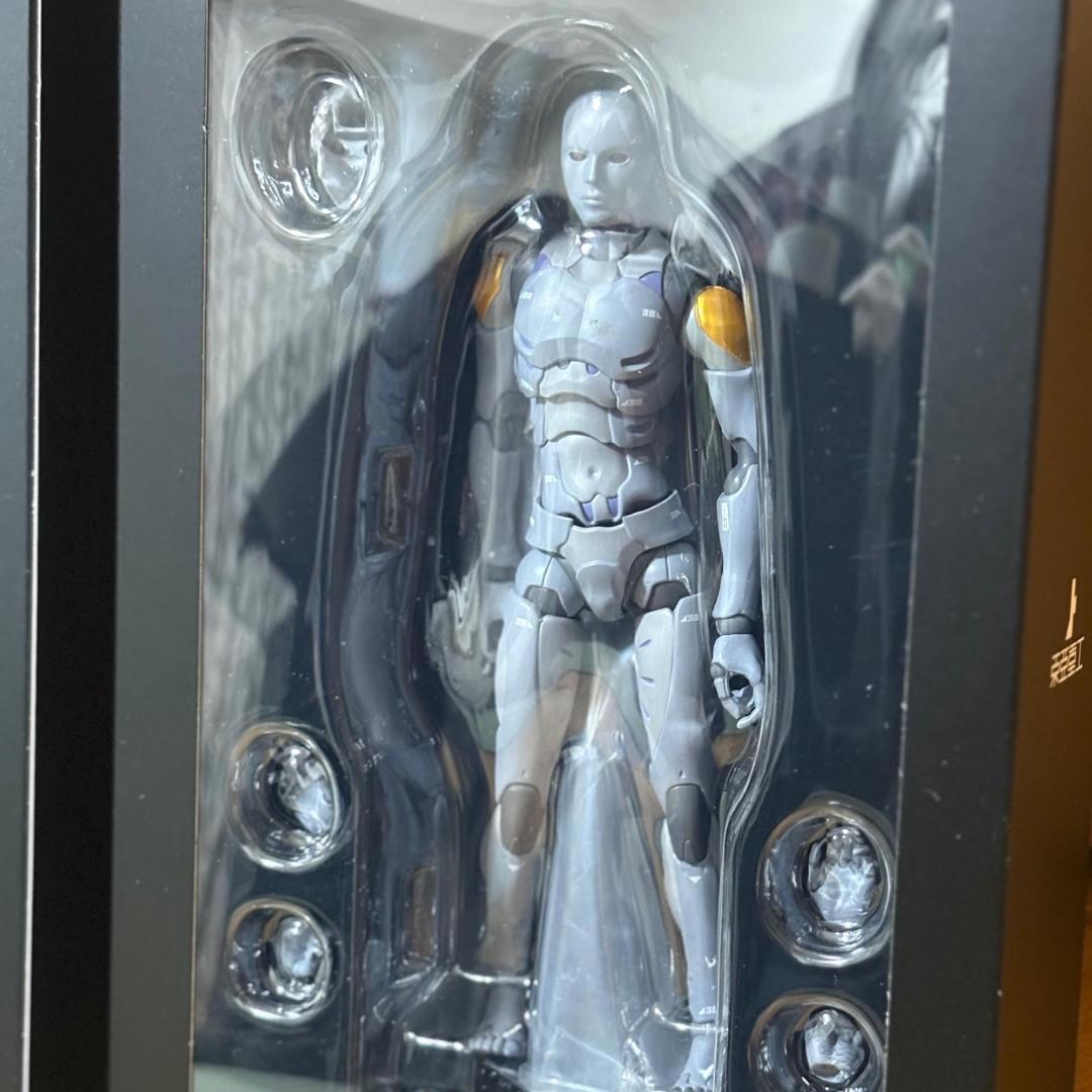 東亜重工 1/12 合成人間 識臣対応試験参型