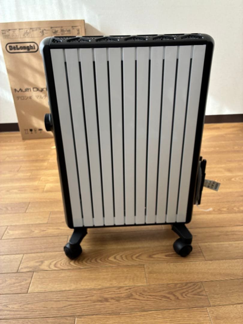 【美品】デロンギ マルチダイナミックヒーター MDHS15-BK 10〜13畳用