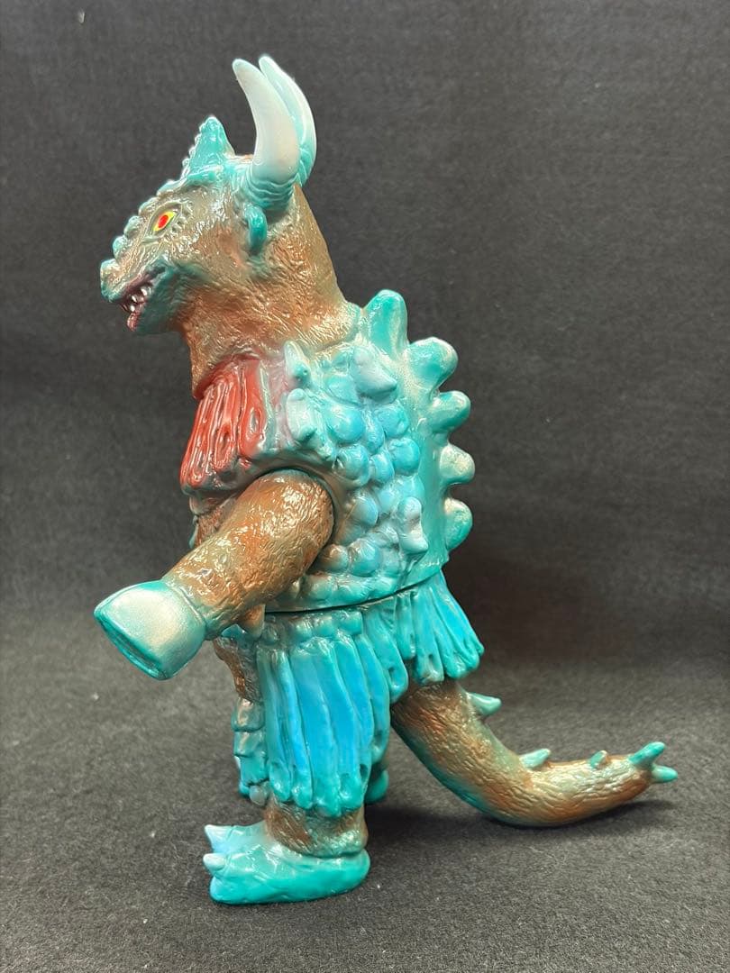 新作　ヤモマーク　カウラ　スーフェス