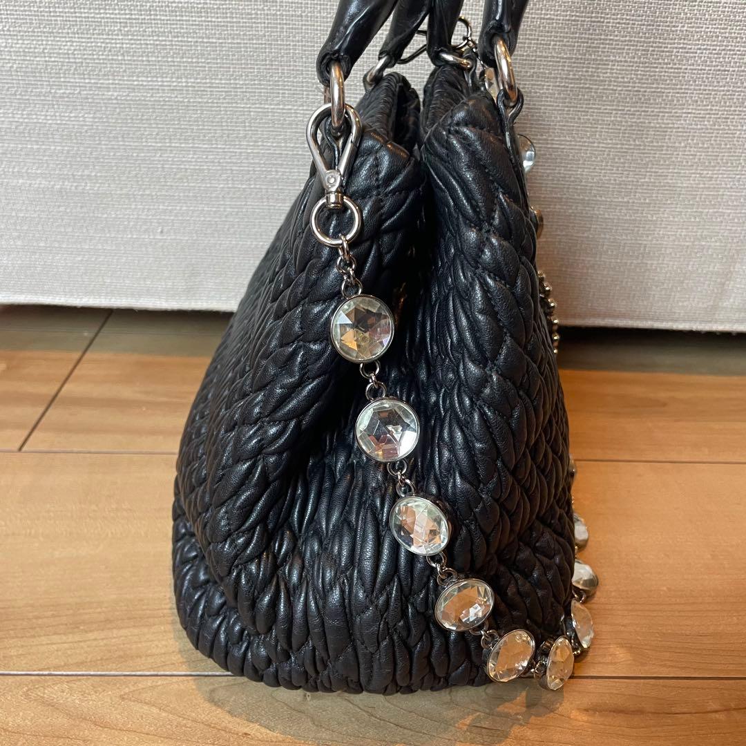 ミュウミュウ　ナッパクリスタル　ハンドバッグ　ショルダー　ブラック