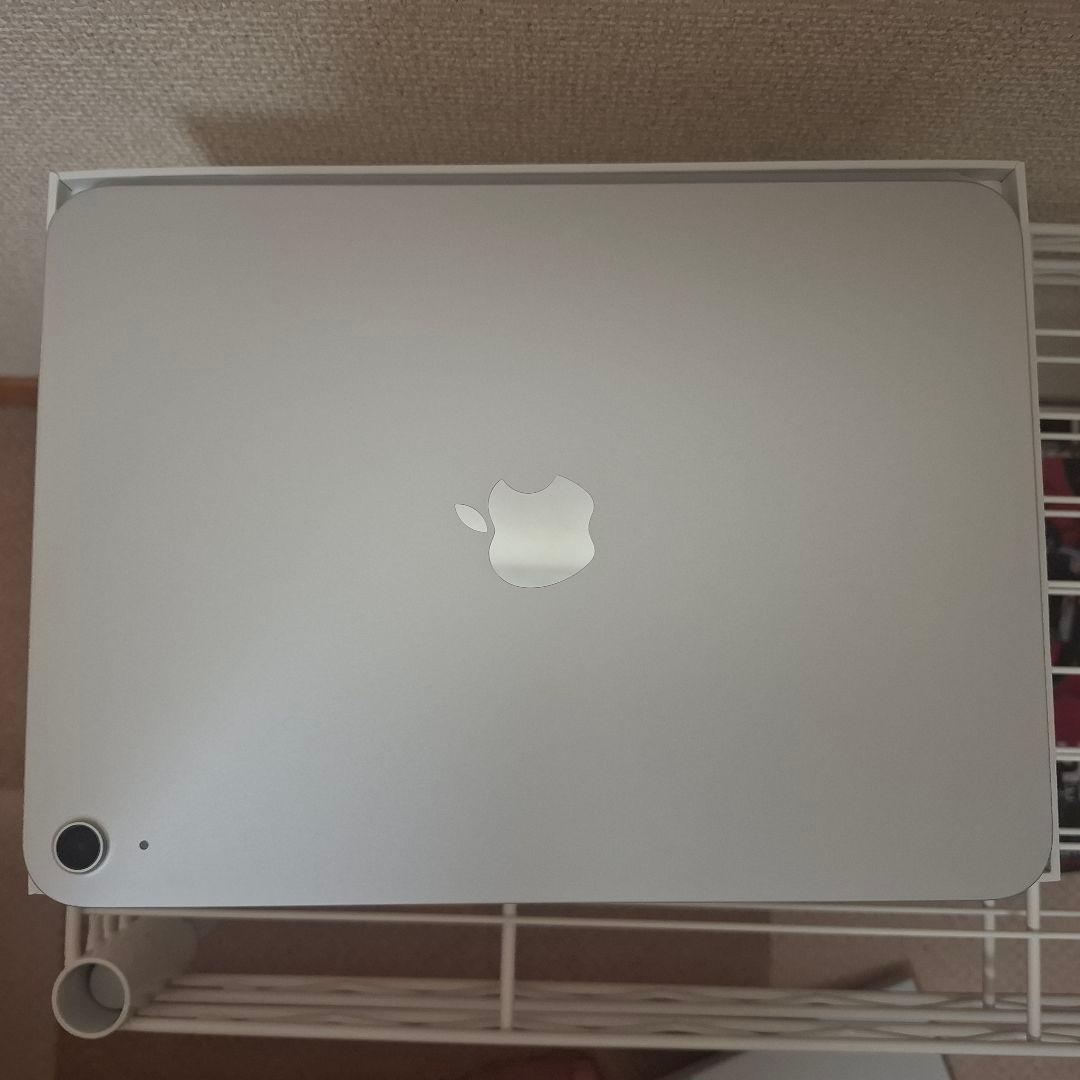iPad A16 256GB シルバー 第11世代 + ESRアクセサリー