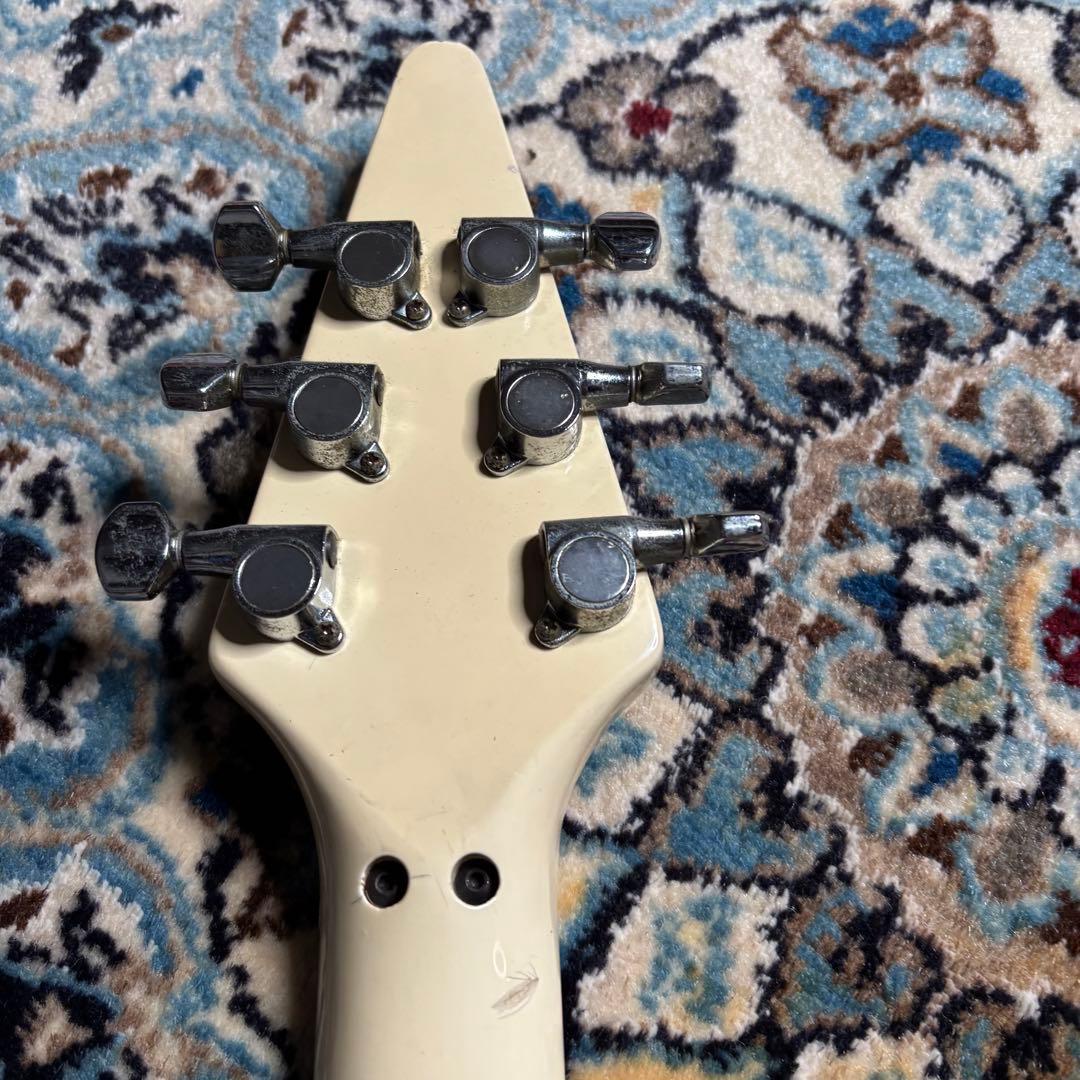 レア　Fernandes BSV-70 フライングV ホワイト　ヴィンテージ