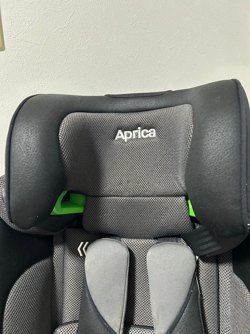 アップリカ ジュニアシート フォームフィット チャイルドシート