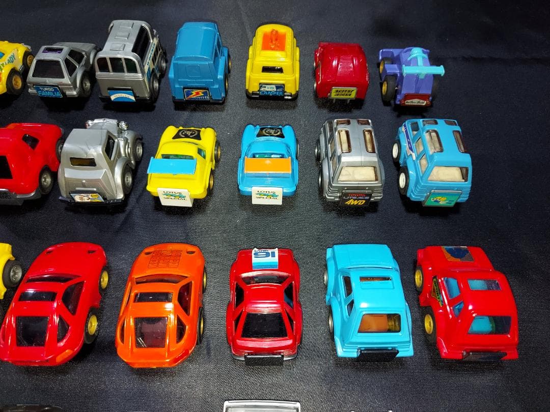 ◆　大幅値下げ！　極美品揃い　昭和の８７台含むレアなチョロQ１００台以上　◆