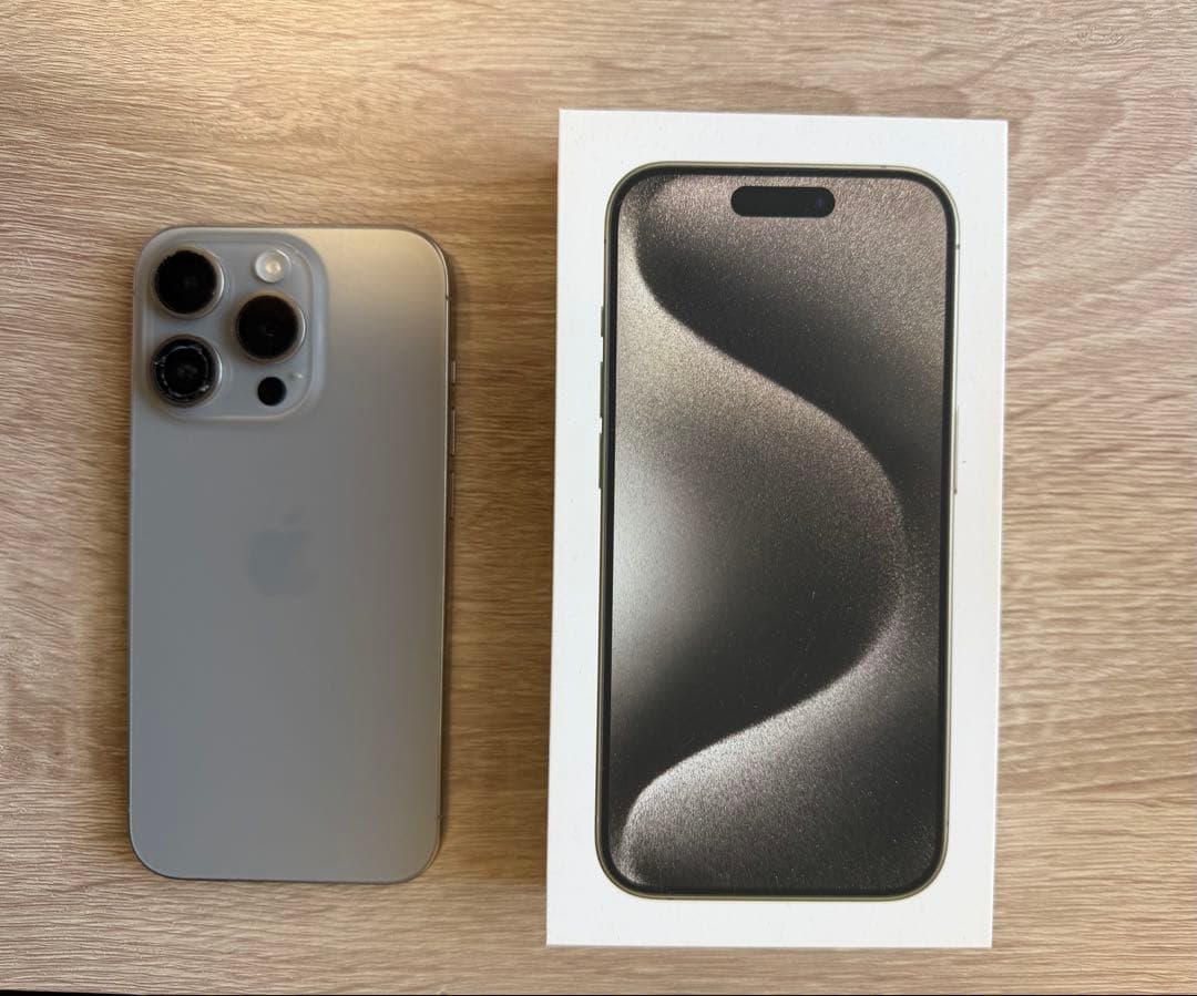 iPhone 15 Pro 256GB カメラレンズ割れあり 動作確認済 箱あり