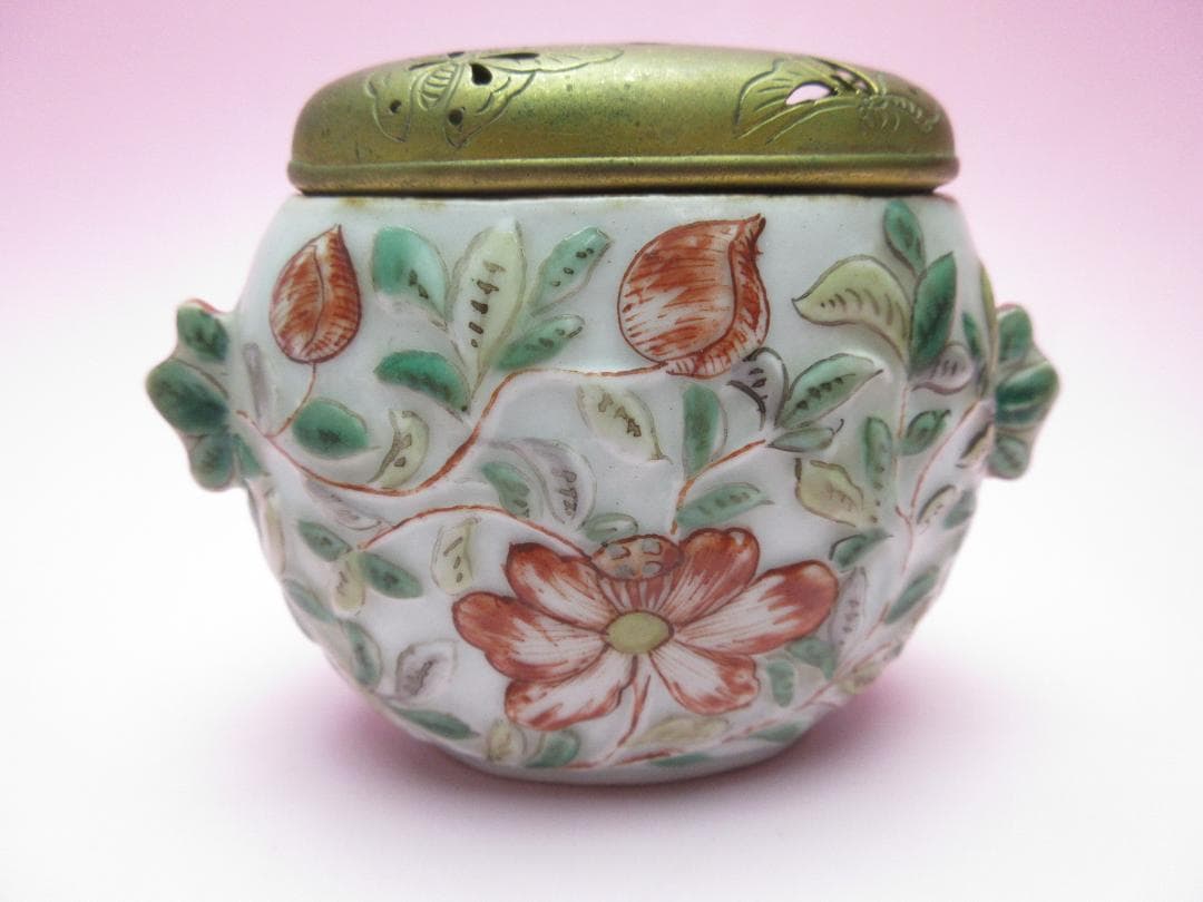 蝶彫刻 火屋 陽刻 花紋 古い 香炉 E90918