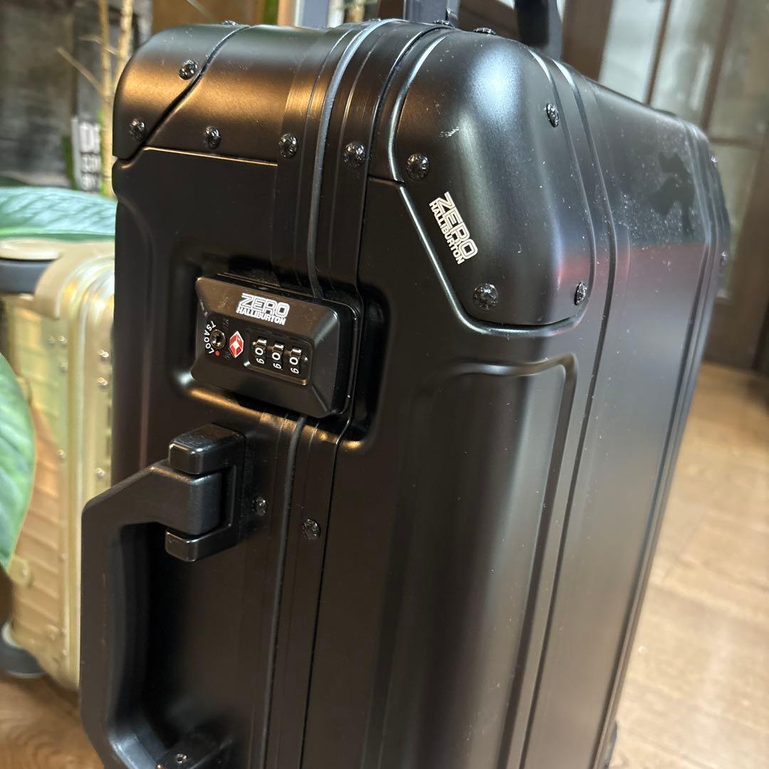 ゼロハリバートン　アメリカ製ステルス　マットブラックGeoAluminum3.0